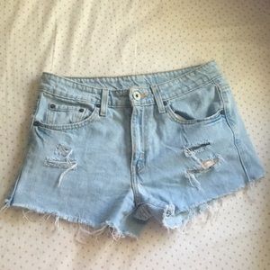 Levi’s shorts